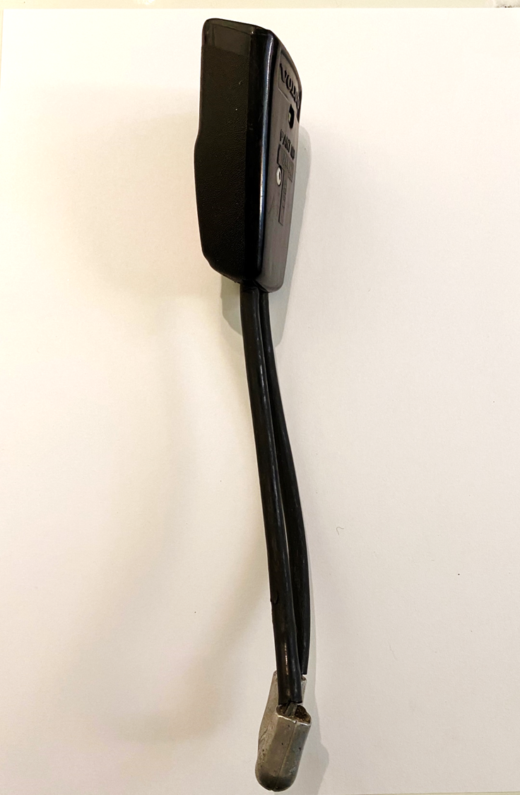 Volvo buckle (side)